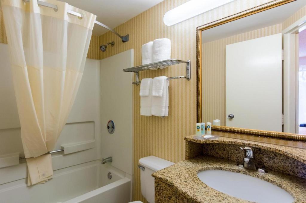 Quality Inn Manassas Exteriér fotografie